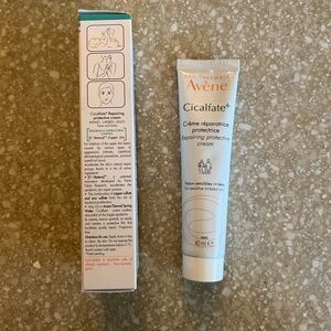 Avene Cicalfate+ Restorative Protective Cream 40ml (1.3oz) purchased in France